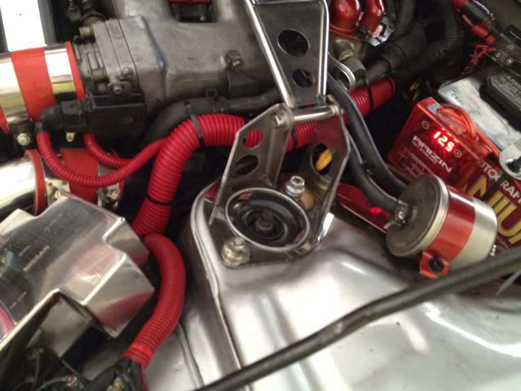 Lovenpain's Project 7 Engine BayWire Loom & plenum paint Nissan